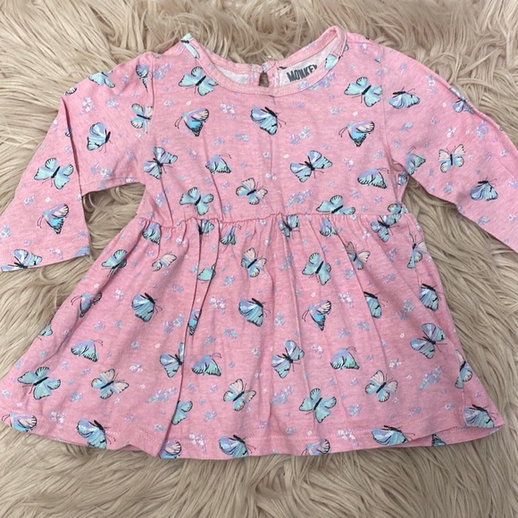 Butterfly Tee - Picture 1 of 4